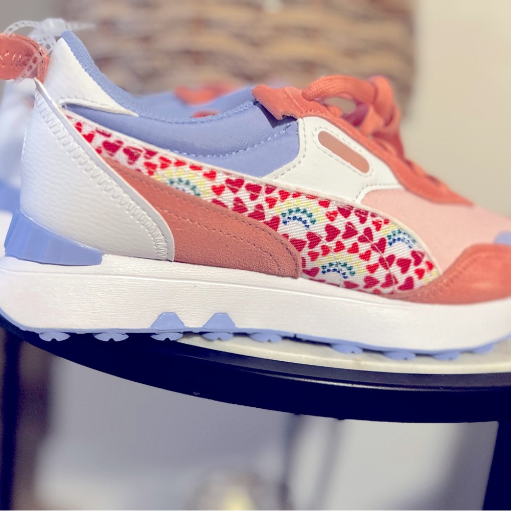 NEW Puma Rider FV Rainbow Sunset Girls with Hearts ❤️❤️ - Picture 6 of 6